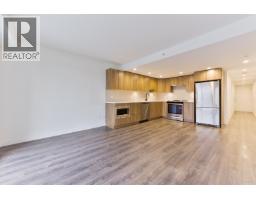 403 1365 Pemberton Avenue, Squamish, BC V8B1B7 Photo 10