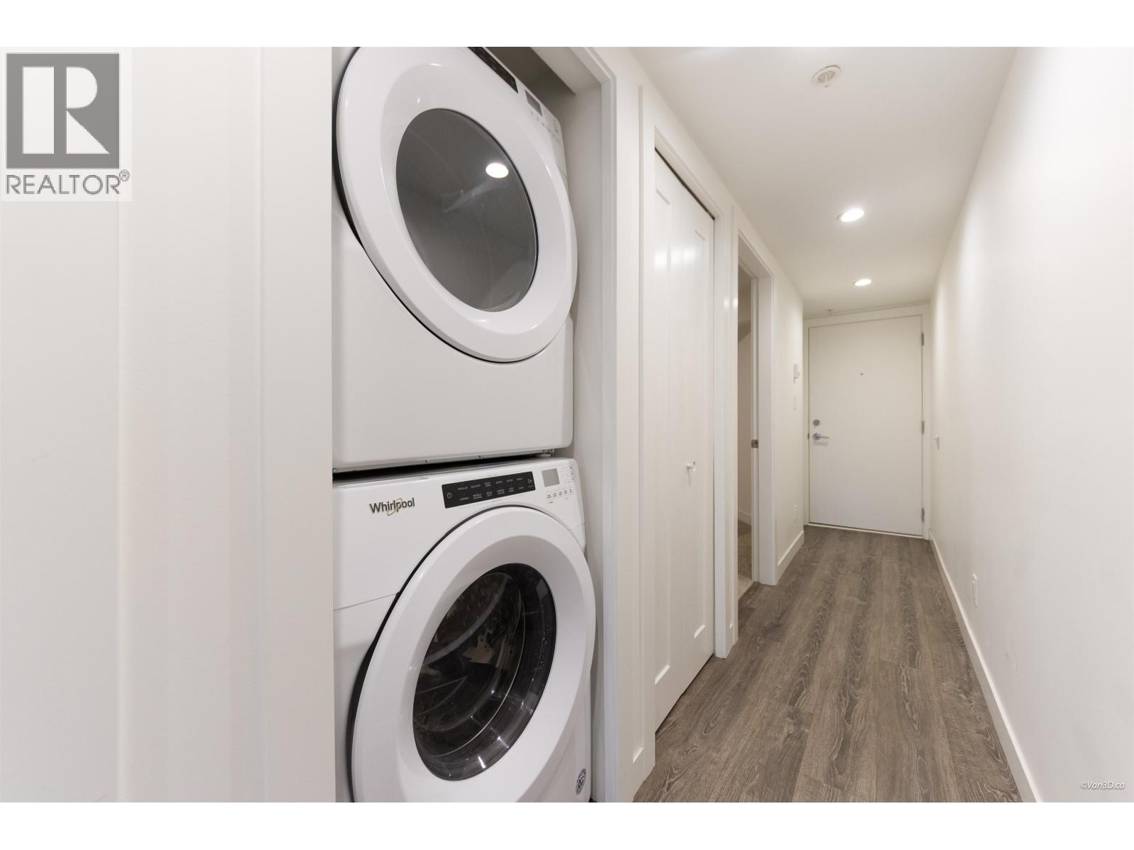 403 1365 PEMBERTON AVENUE, Squamish - Image 1