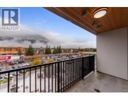 403 1365 Pemberton Avenue, Squamish, BC V8B1B7 Photo 23