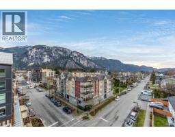 403 1365 Pemberton Avenue, Squamish, BC V8B1B7 Photo 34