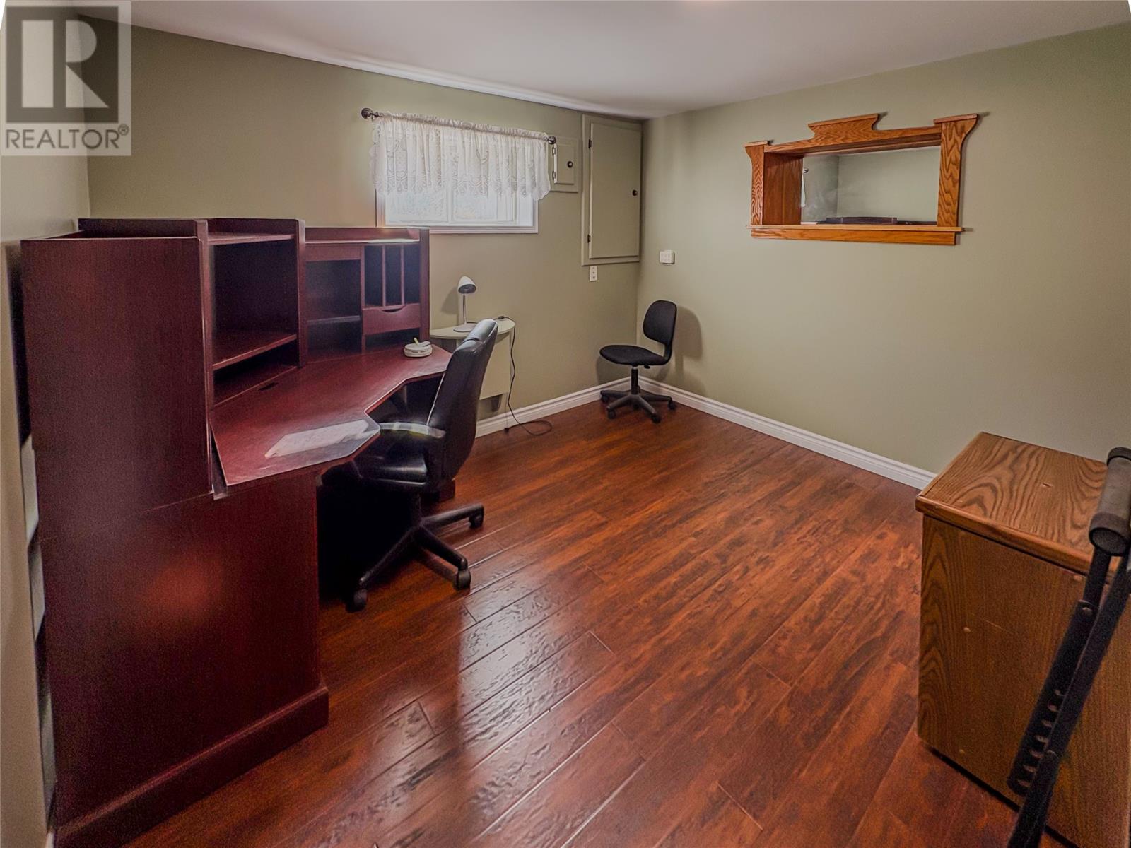 2 Millers Avenue - 21