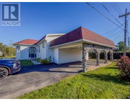 2 Millers Avenue thumbnail 32
