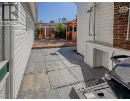 2 Millers Avenue thumbnail 36
