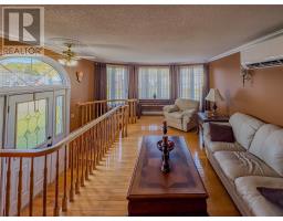2 Millers Avenue thumbnail 4