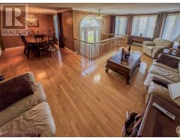 2 Millers Avenue thumbnail 5