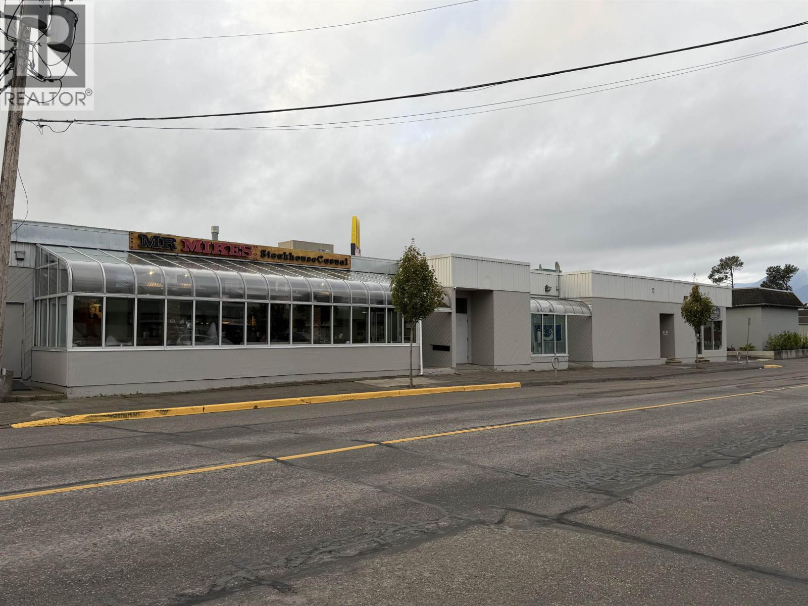 4736 LAKELSE Avenue, Terrace