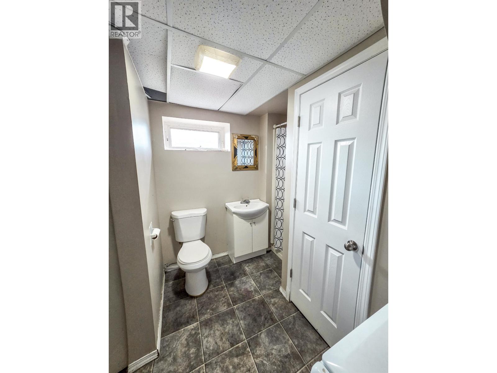 4565 HOLMES ROAD - 31