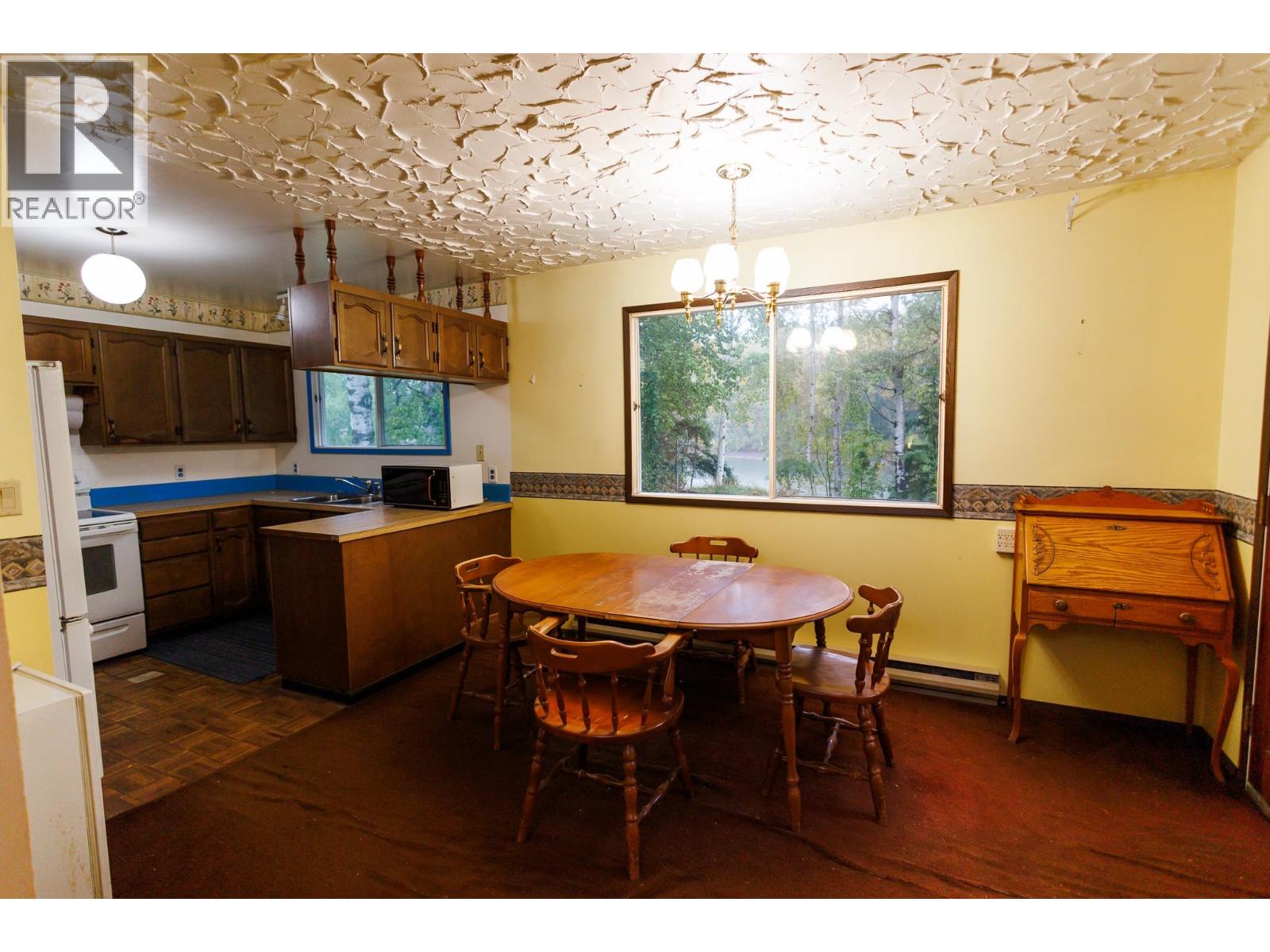2504 KERR STREET - 7