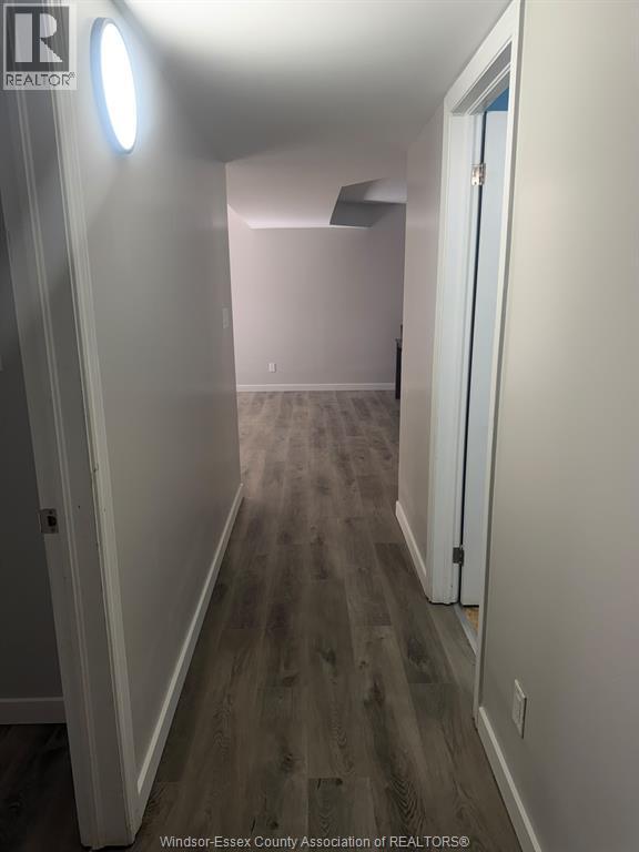 211 BRANTON Unit# LOWER, Lakeshore — photo 9