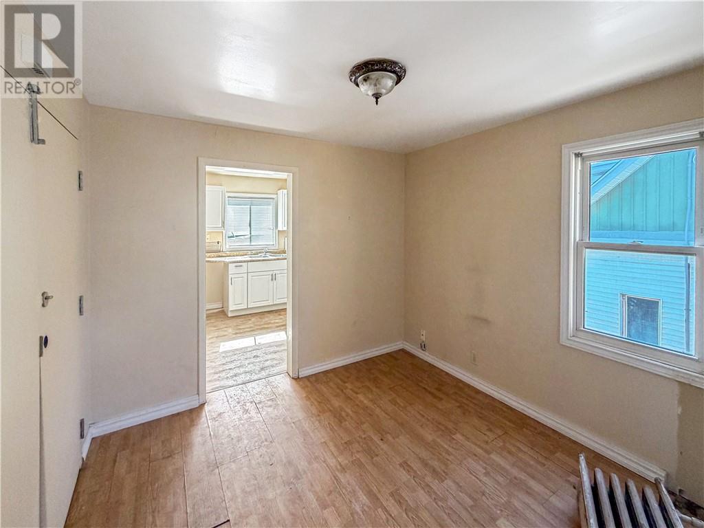 287 Charette Street - 16