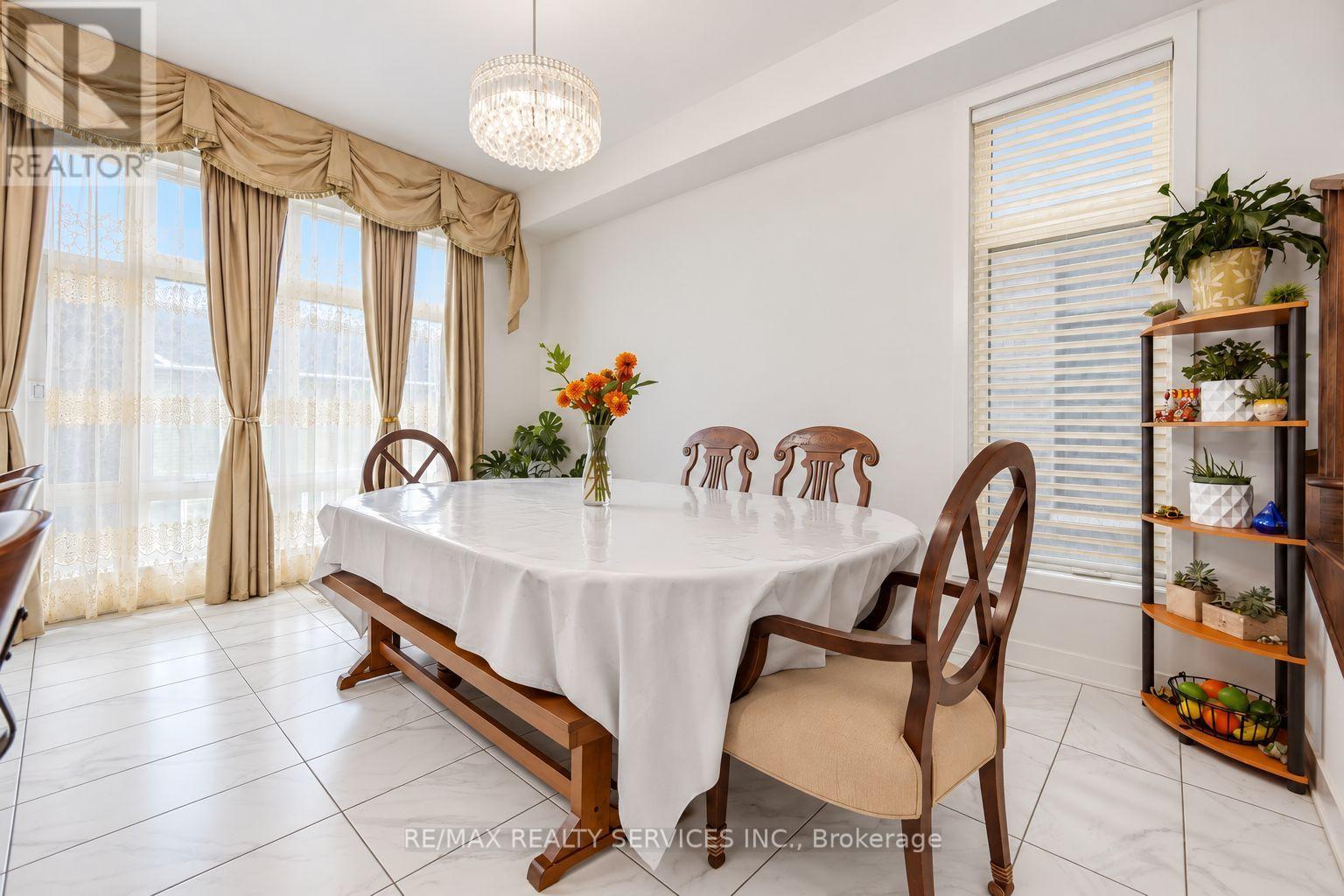 58 PAGEANT AVENUE - 17
