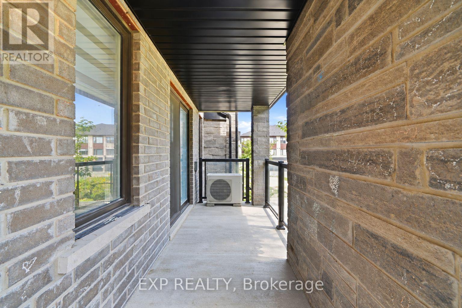 21 Magnolia Lane, Barrie photo 4