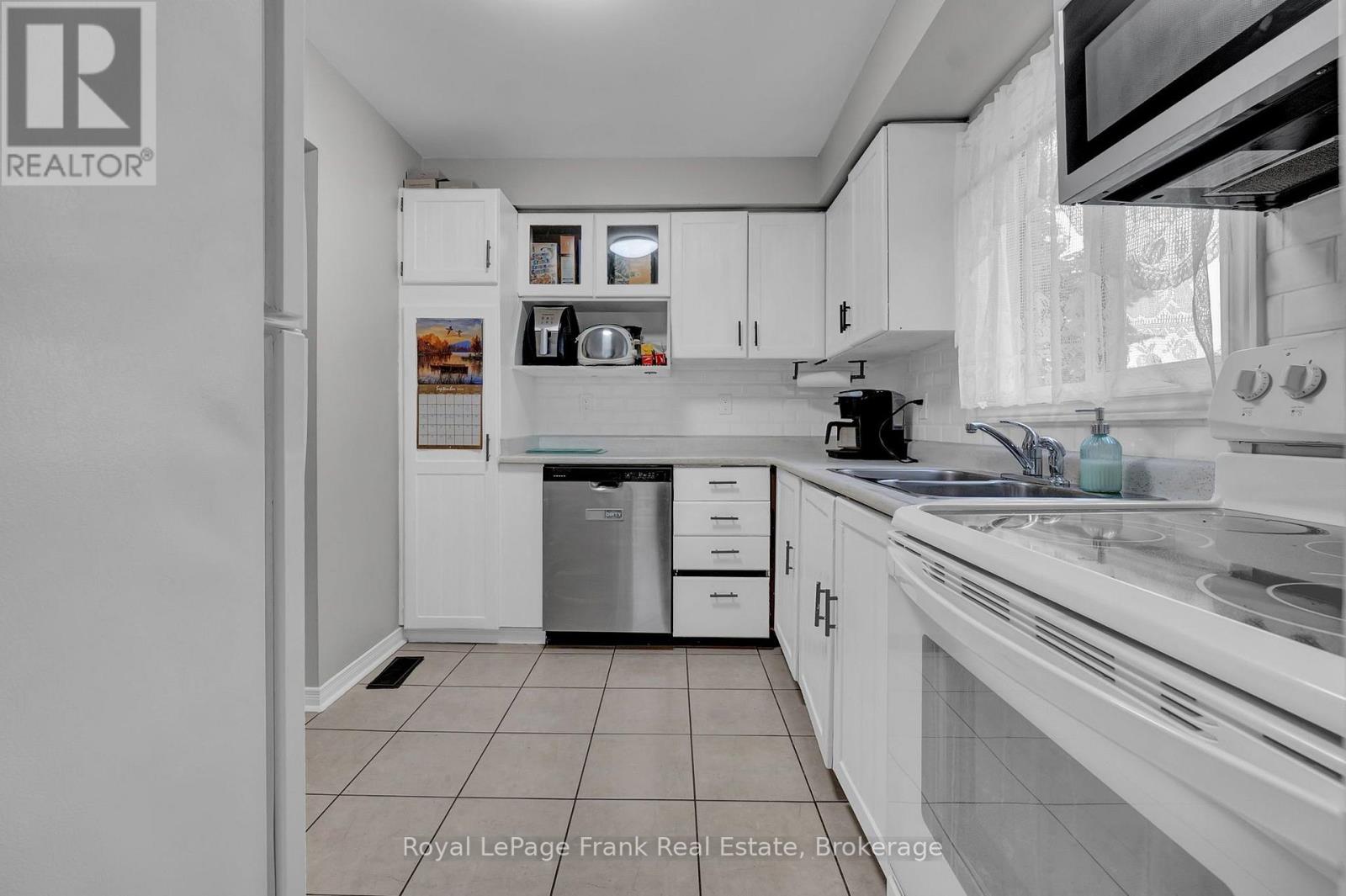 634 Down Crescent, Oshawa, ON photo 23