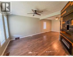 118 5th Avenue W, Melville, SK S0A2P0 Photo 11