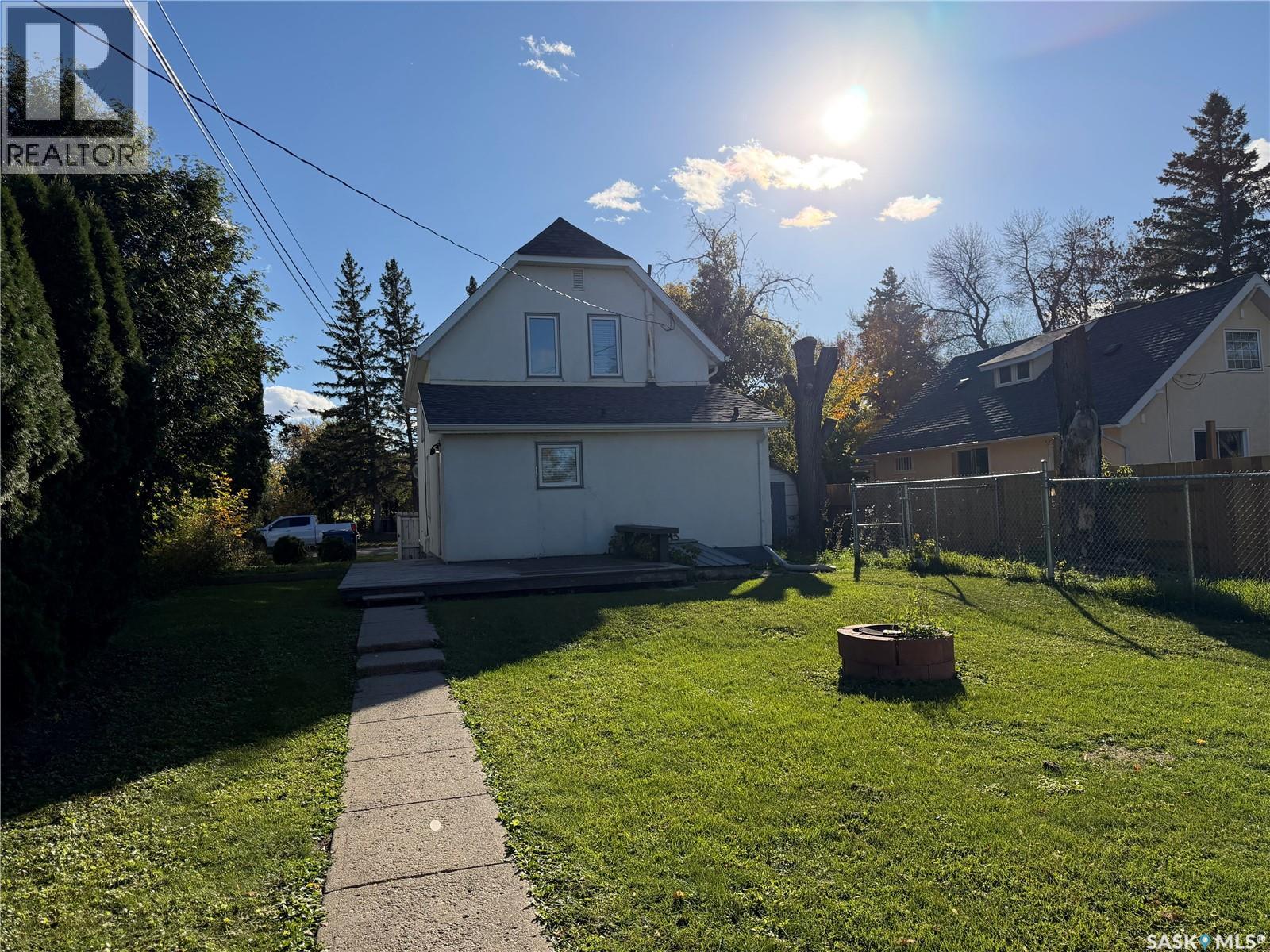 118 5th AVENUE W - Image 5