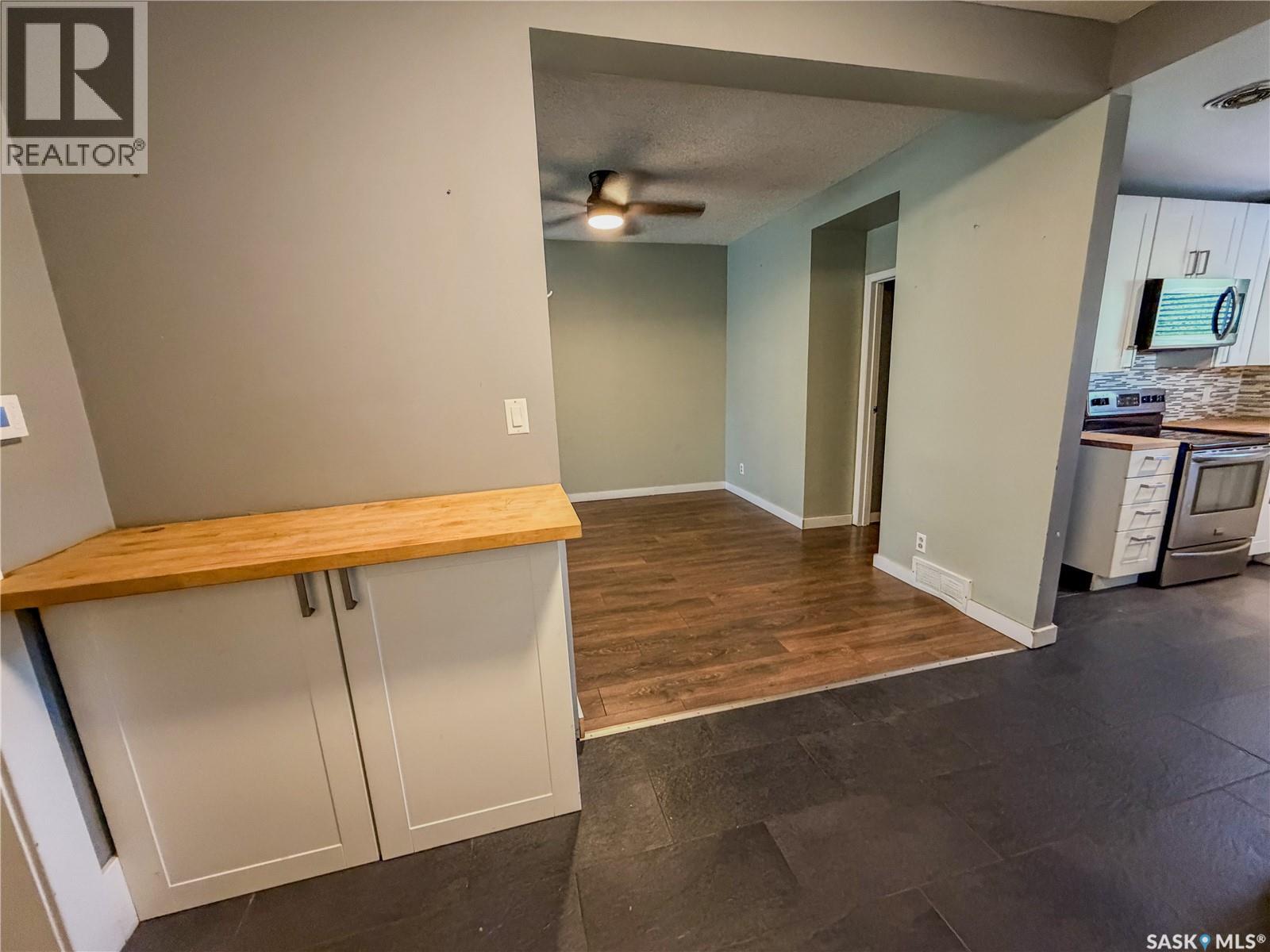 118 5th AVENUE W - 22