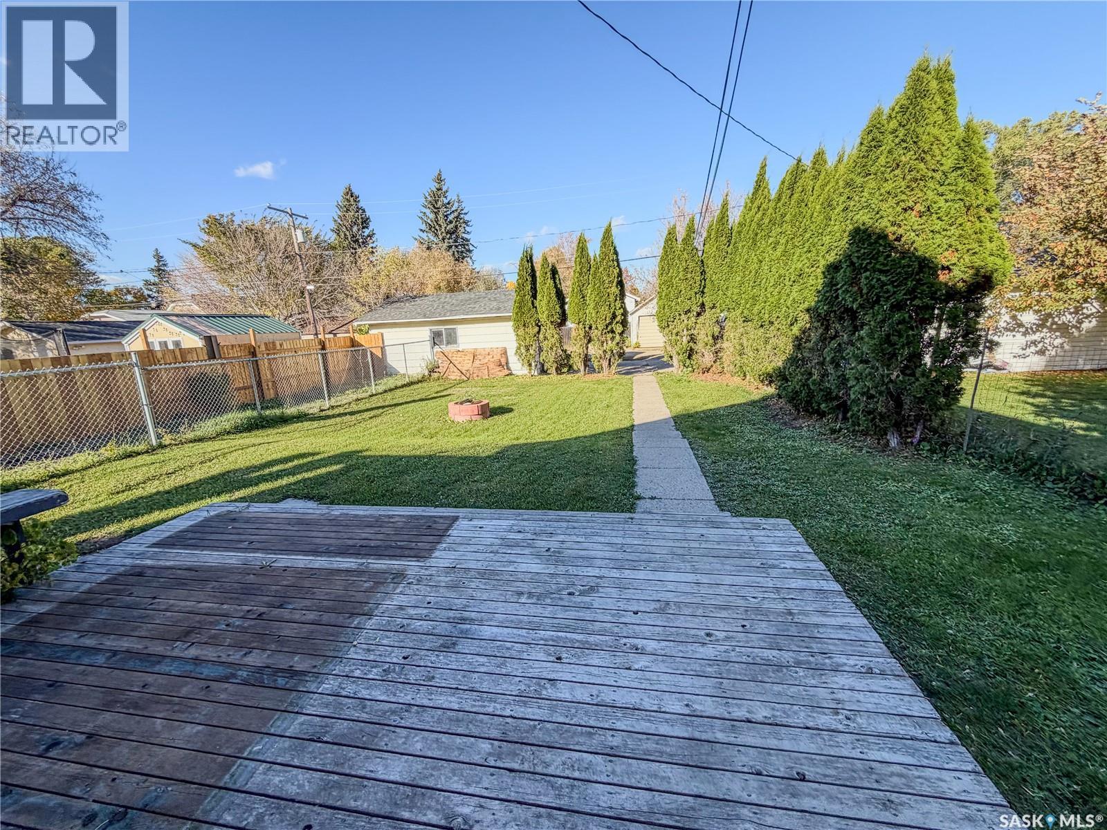 118 5th AVENUE W - 7
