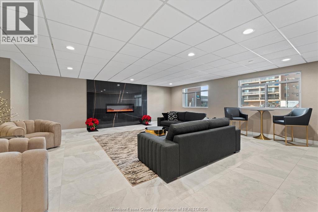 #907 9099 RIVERSIDE DRIVE East - 26