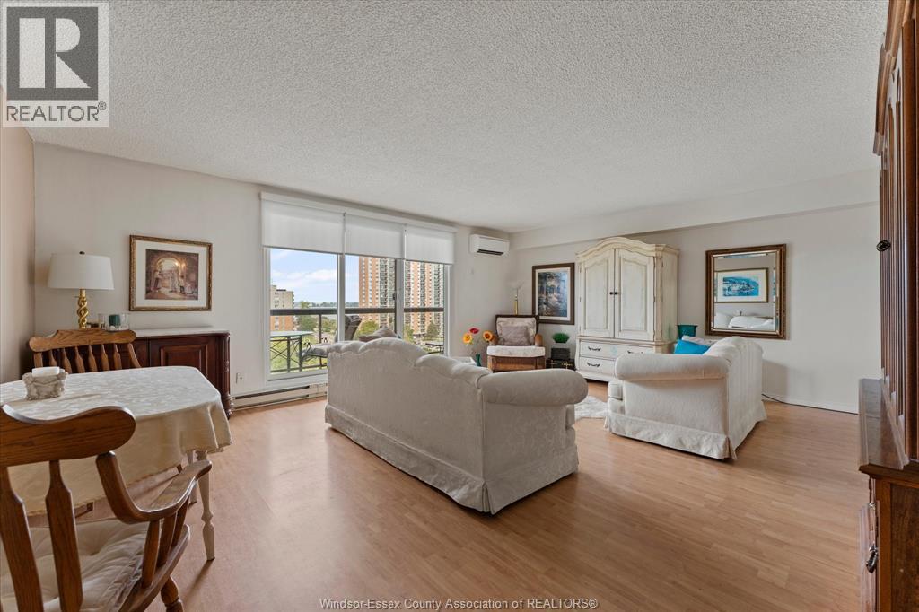 #907 9099 RIVERSIDE DRIVE East - 16
