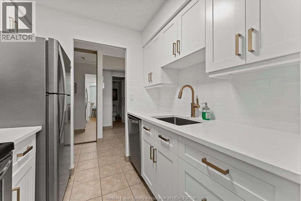#907 9099 RIVERSIDE DRIVE East - 9