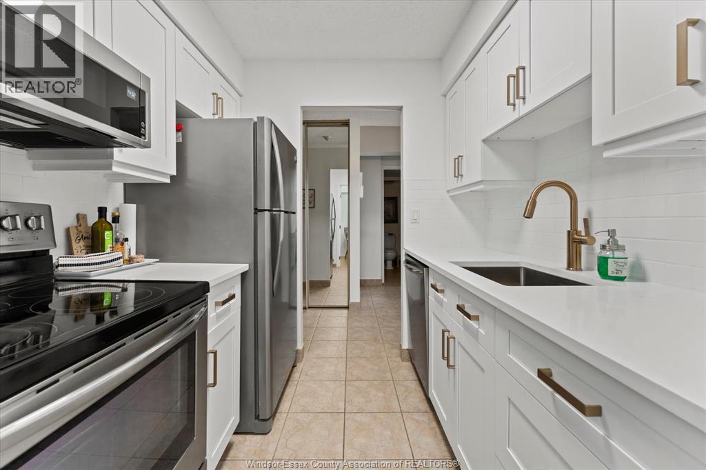 #907 9099 RIVERSIDE DRIVE East - 8