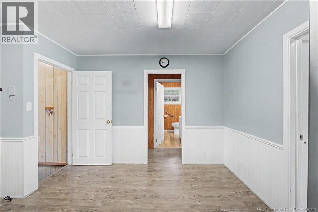 5724 Route 105 - Image 17