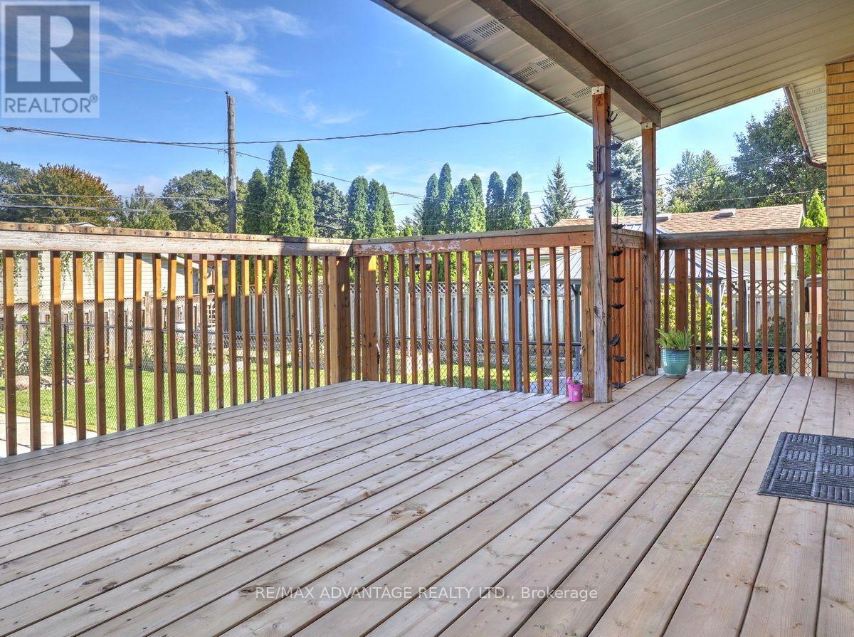 98 GOLDWICK CRESCENT - 39