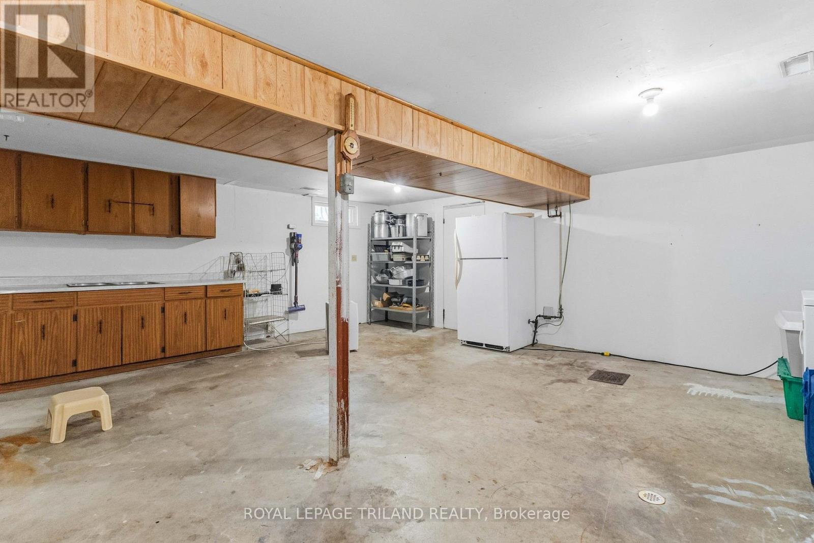130 FUNDY AVENUE - Image 37