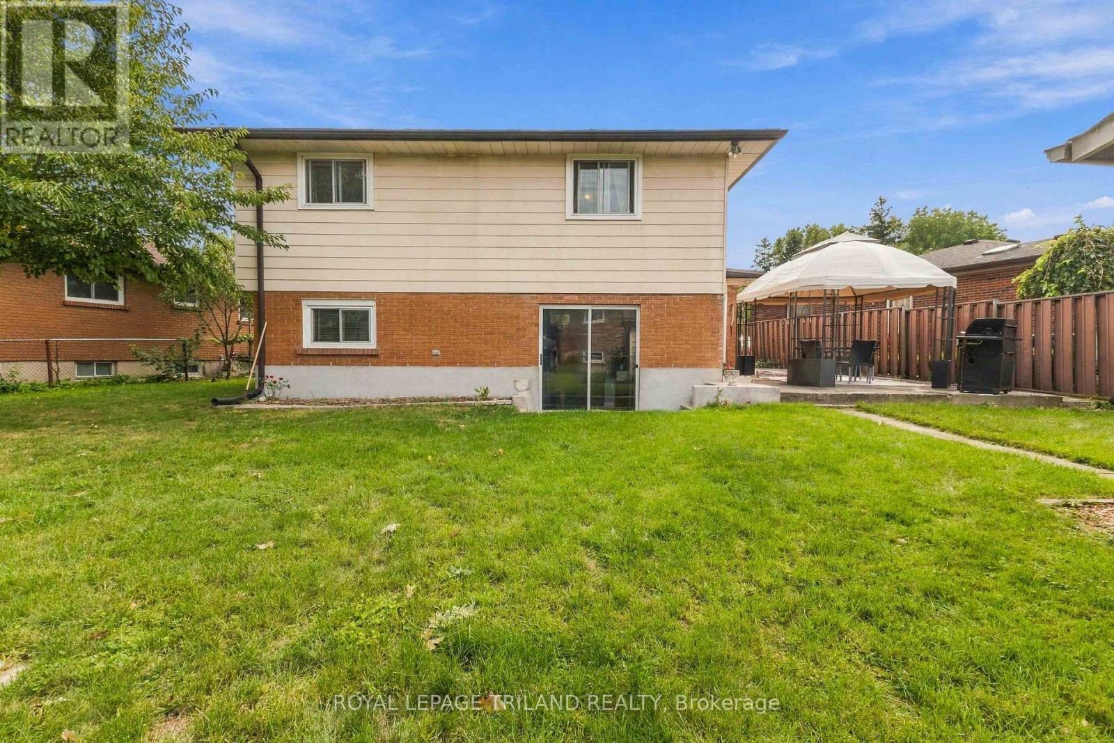 130 FUNDY AVENUE - Image 48