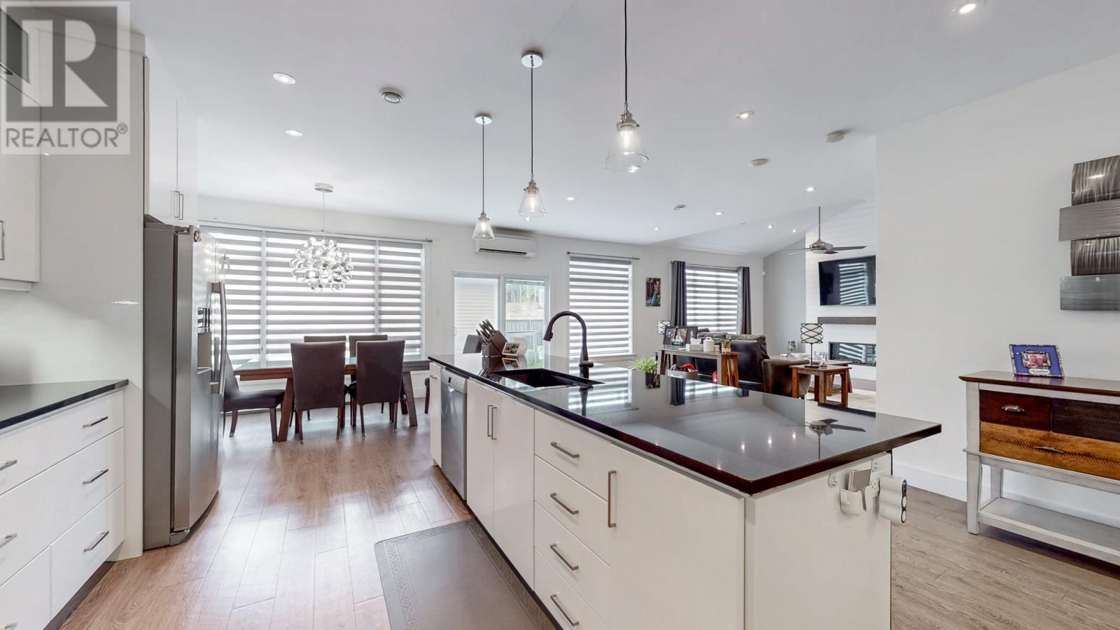 215 Cheeseman Drive - 10