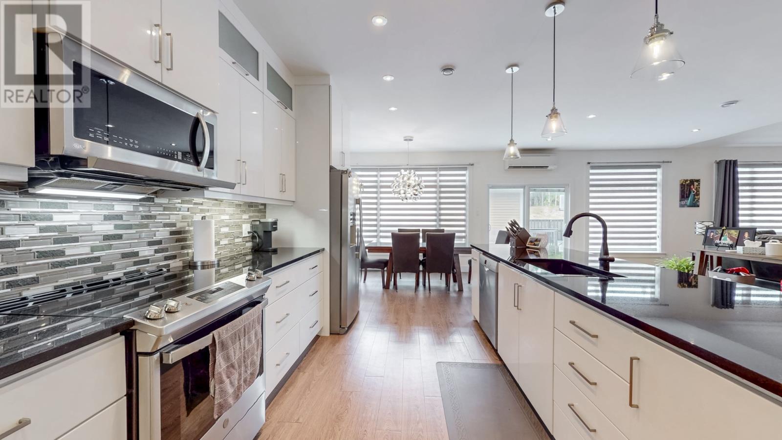 215 Cheeseman Drive - 11