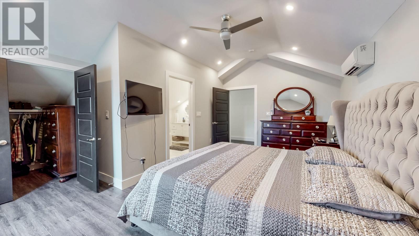 215 Cheeseman Drive - 23