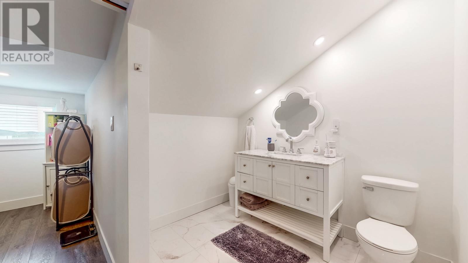 215 Cheeseman Drive - 25