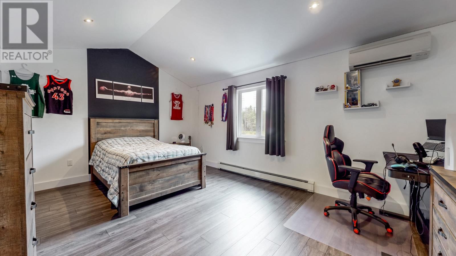 215 Cheeseman Drive - 28