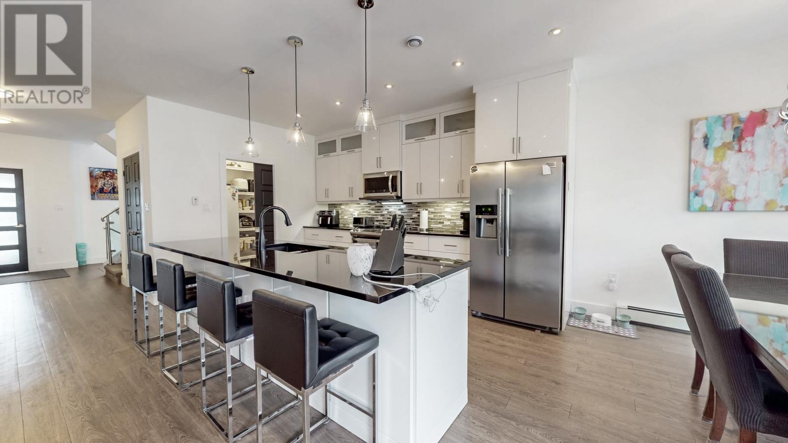 215 Cheeseman Drive - 9