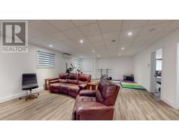 215 Cheeseman Drive thumbnail 32