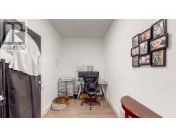215 Cheeseman Drive thumbnail 40