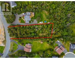 169-171 Spruce Hill Road thumbnail 2