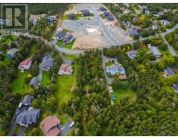 169-171 Spruce Hill Road thumbnail 6