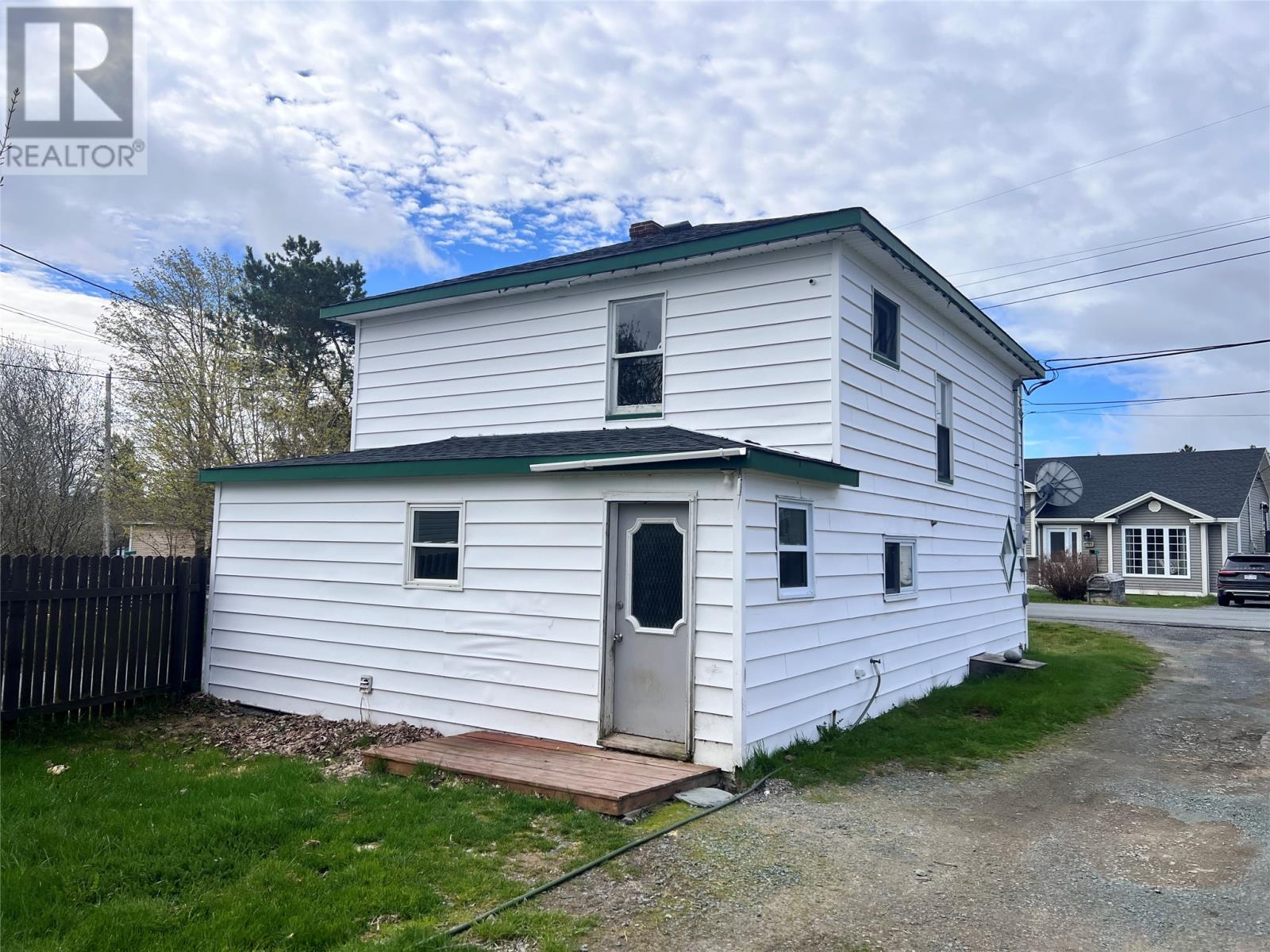 10-12 Hill Avenue - 17