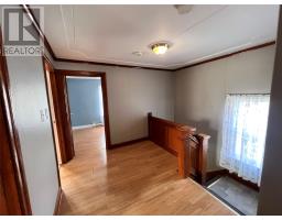 10-12 Hill Avenue thumbnail 10