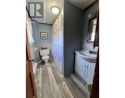 10-12 Hill Avenue thumbnail 15