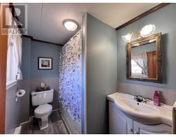 10-12 Hill Avenue thumbnail 16