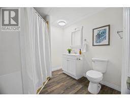 37 Cedar Drive thumbnail 14