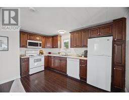 37 Cedar Drive thumbnail 6