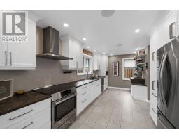 Dining room - 2189 Blossom Drive, Ottawa, ON K1H6G7 Photo 9