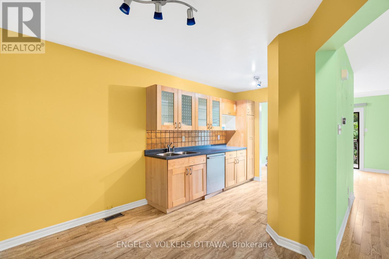 6 BRIDGEWATER TERRACE - Image 21