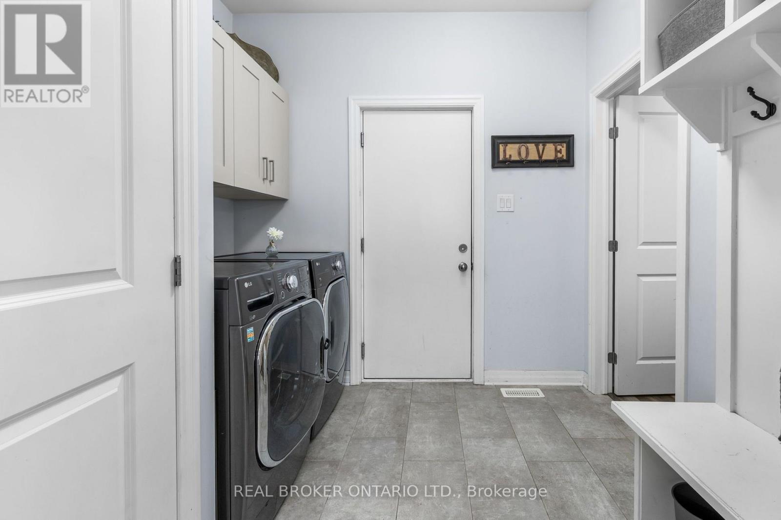 861 JACK DALGITY STREET - Image 26