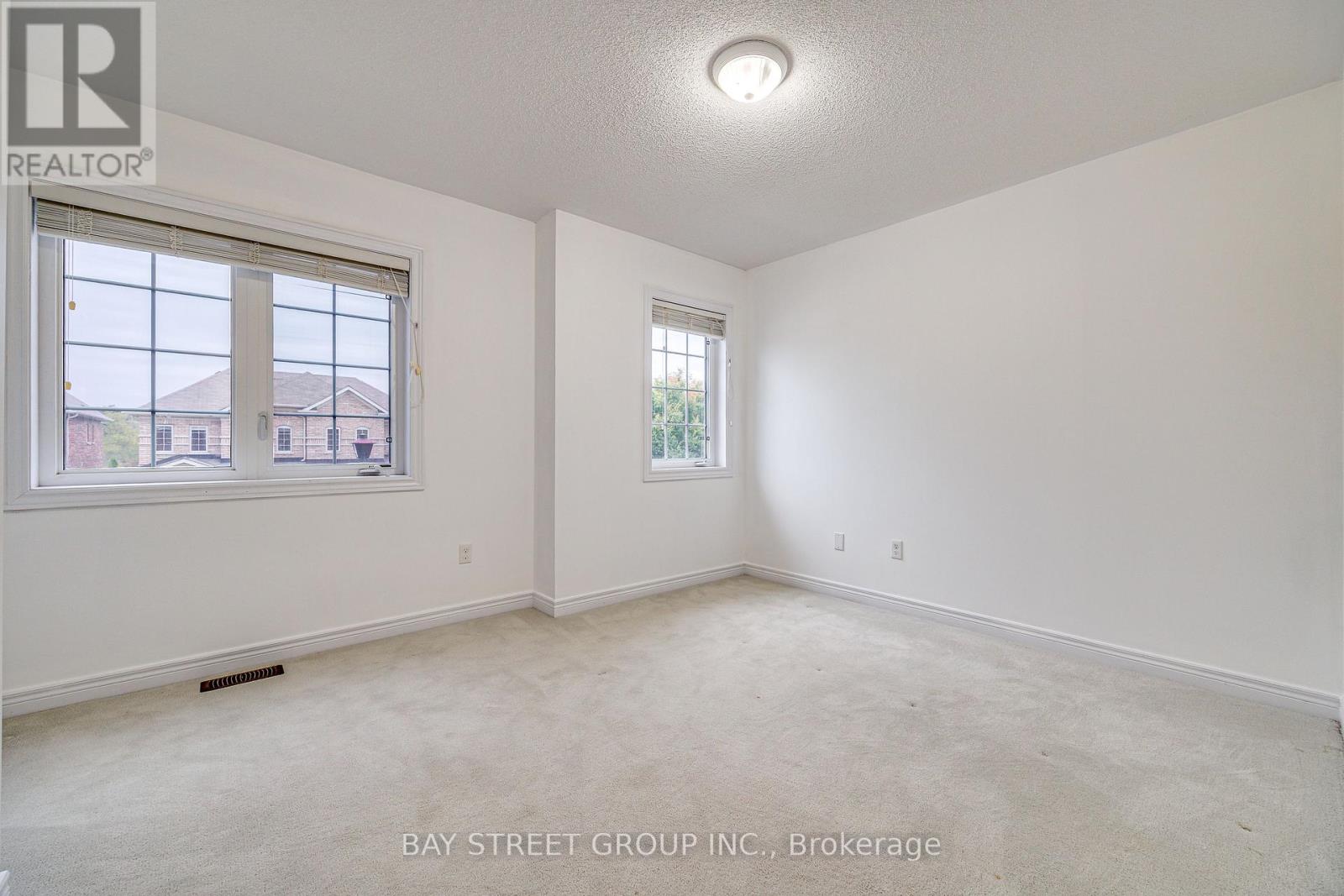194 WRIGHT CRESCENT - 12