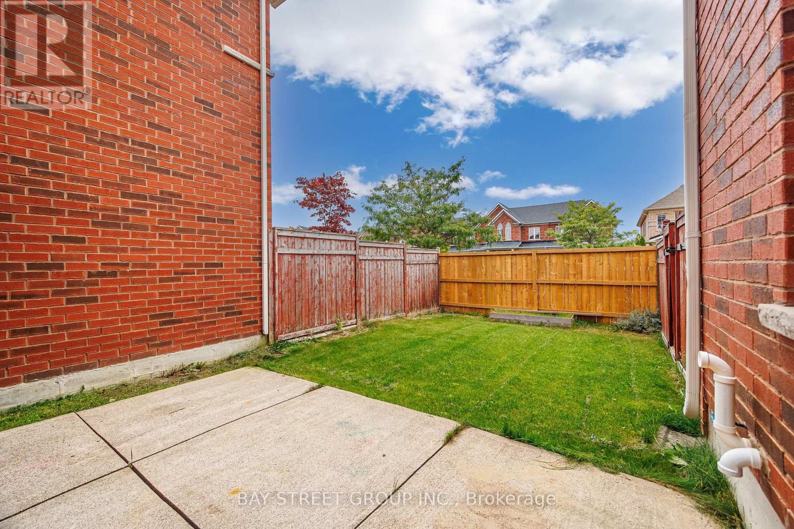 194 WRIGHT CRESCENT - Image 21